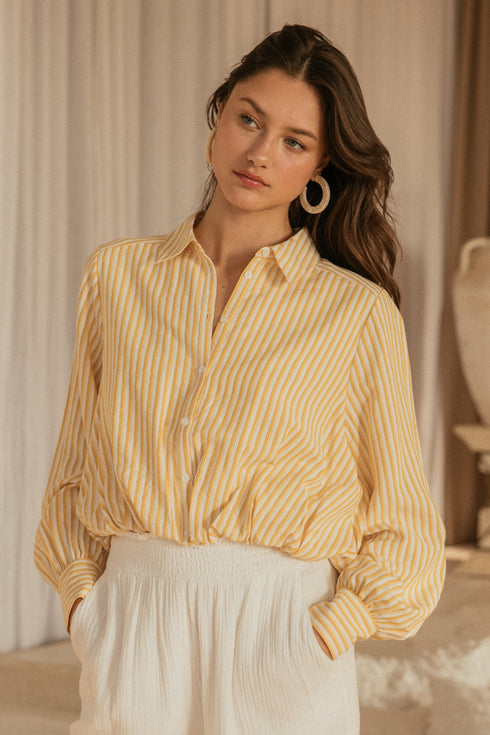 DAISY BUBBLE HEM BUTTON TOP