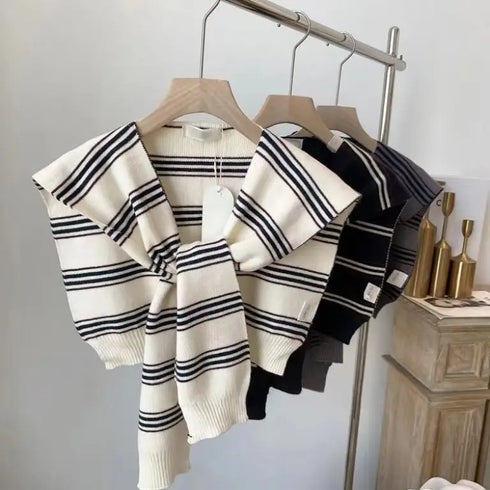 STRIPES KNITTED WRAP